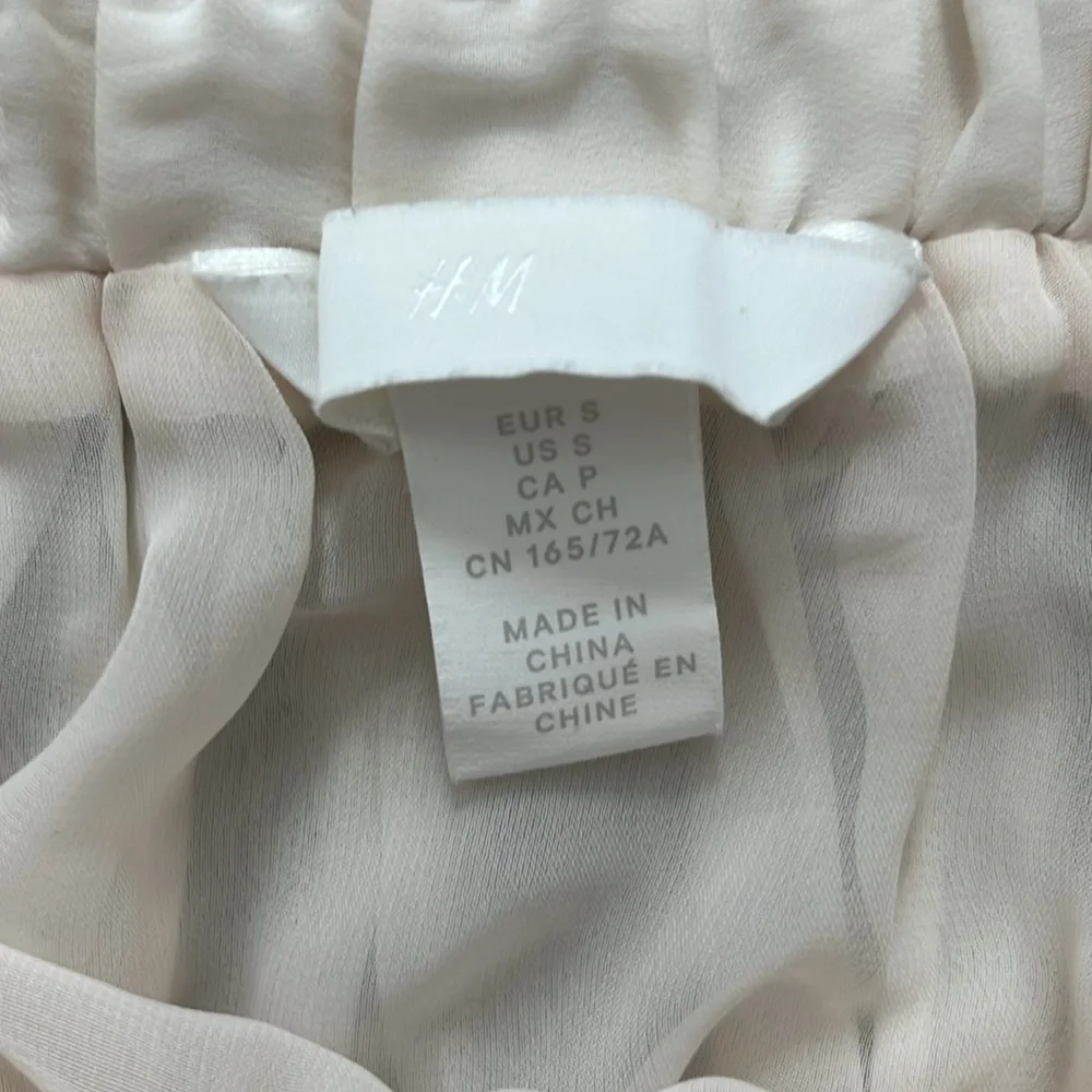 H&M Pleated Skirt - Cream - Small